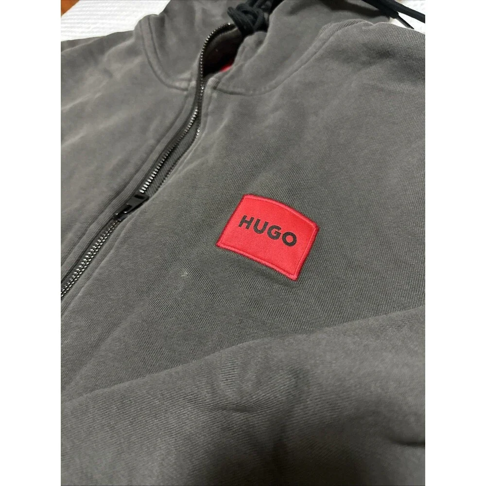 Hugo Boss Men’s Grey And Red Zip Up Hoodie Jacket Size Small